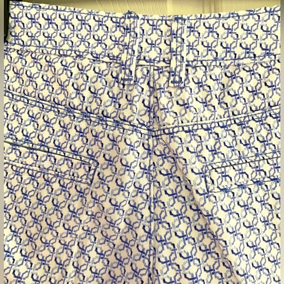Blue white Patterned Women's Shorts Charter Club pockets zip button closure 8 - Picture 6 of 6